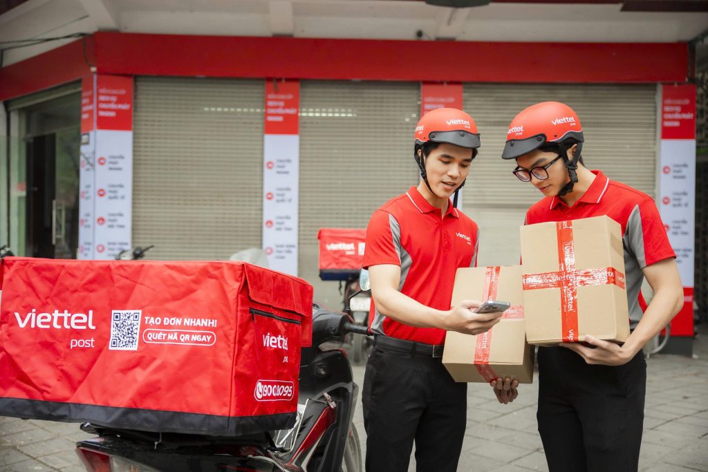 Địa chỉ: 105 Nguyễn Chí Thanh, Quận Hải Châu, Đà Nẵng
85 Ngũ Hành Sơn, Đà Nẵng.
129 Lê Đình Dương, Phường Nam Dương, 129 Lê Đình Dương, Hải Châu, Đà Nẵng.
Điện thoại: 19008095
Website: https://viettelpost.com.vn/