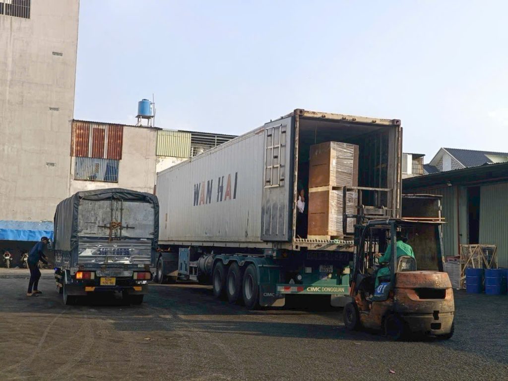 top nhà xe đà nẵng nhận gửi hàng nhanh