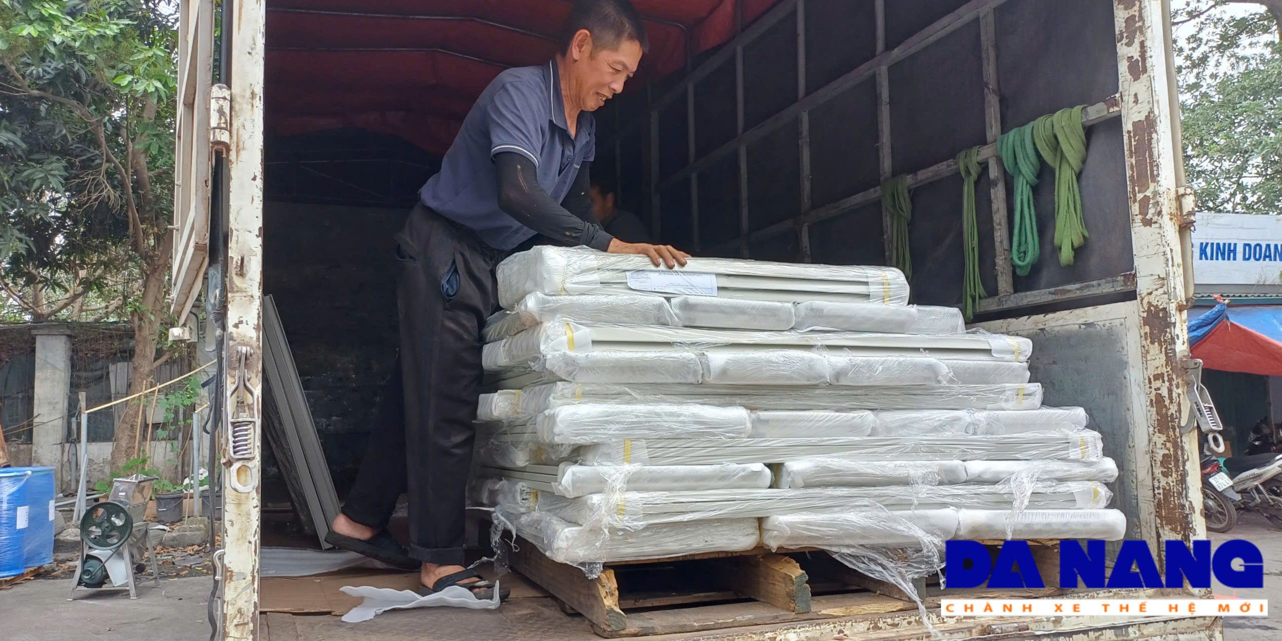 Chành xe từ Mỹ Hòa Hưng Yên đi Đà Nẵng