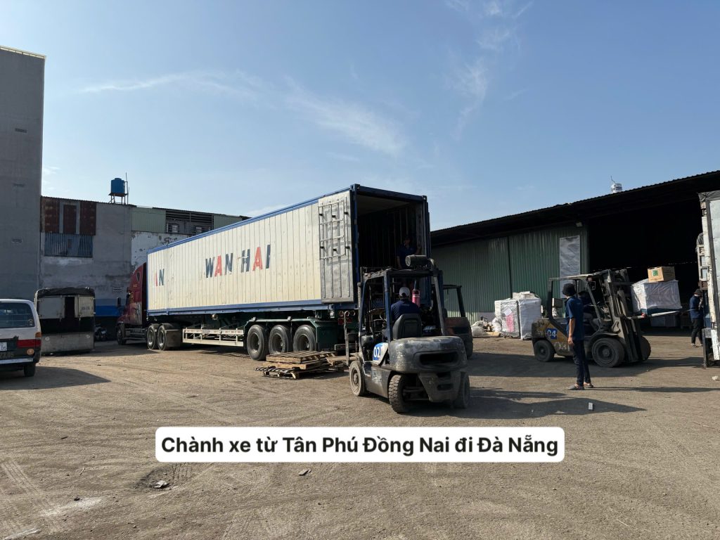Chành xe từ Tân Phú Đồng Nai đi Đà Nẵng