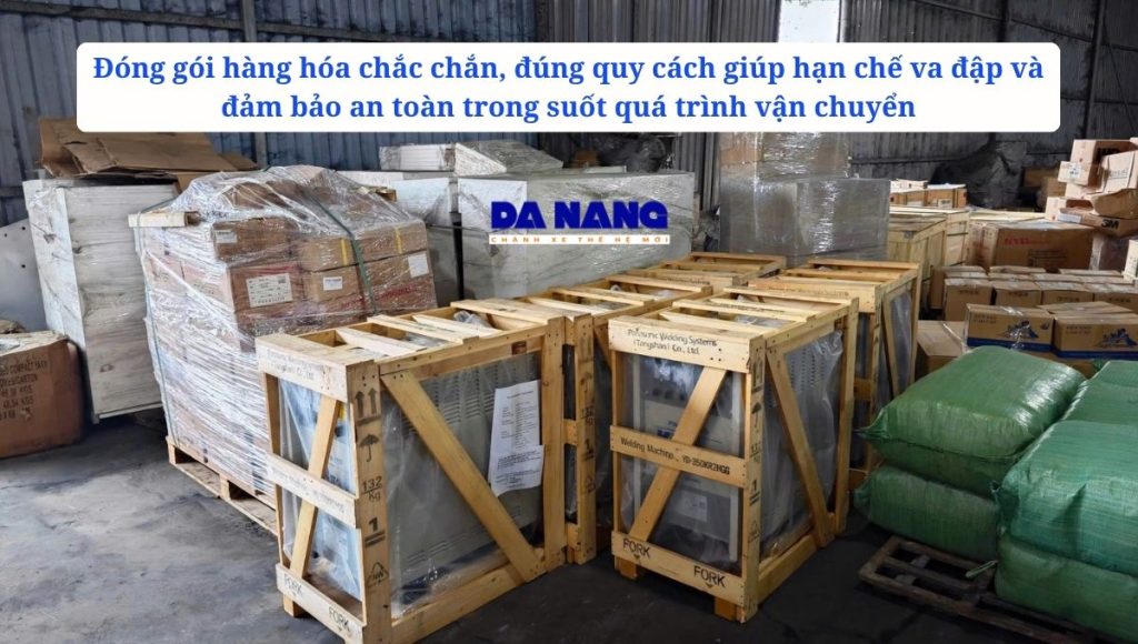 Đóng gói hàng hóa chắc chắn