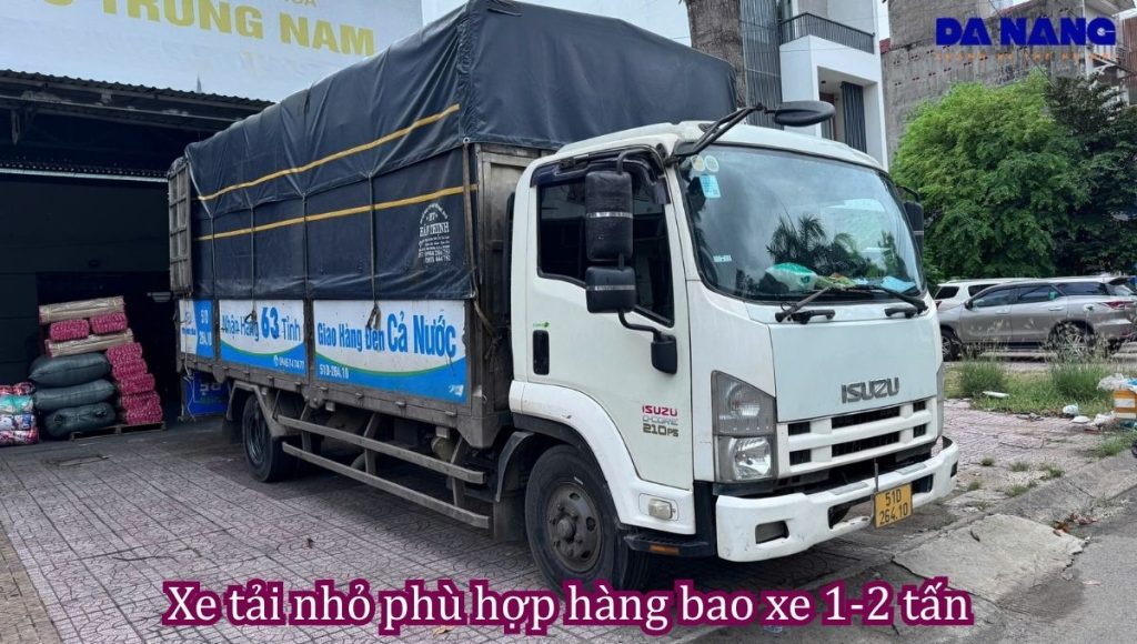 Hàng từ 1–2 tấn nên chọn hình thức vận chuyển nào?