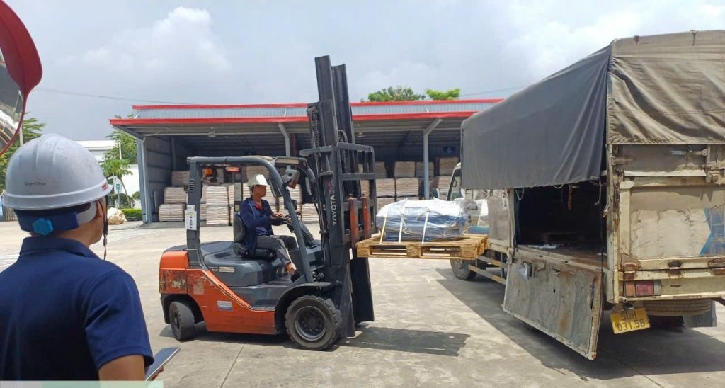 Bao nhiêu hàng thì được hỗ trợ lấy tận nơi