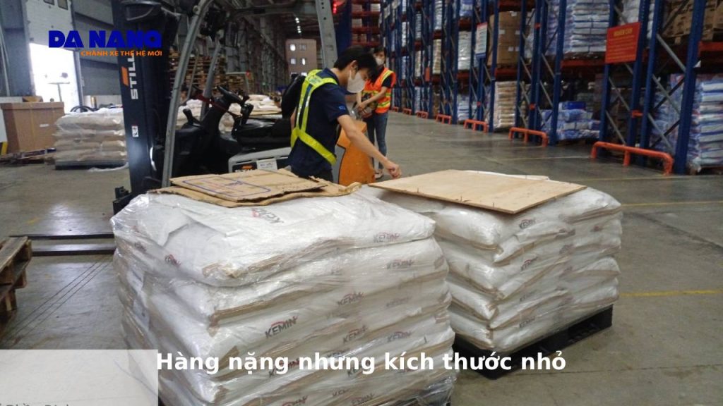 Hàng nặng nhưng kích thước nhỏ