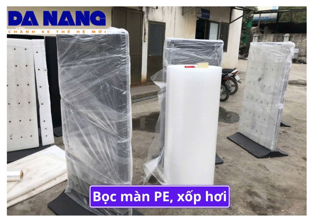 Có hỗ trợ quấn màng PE cho hàng không?