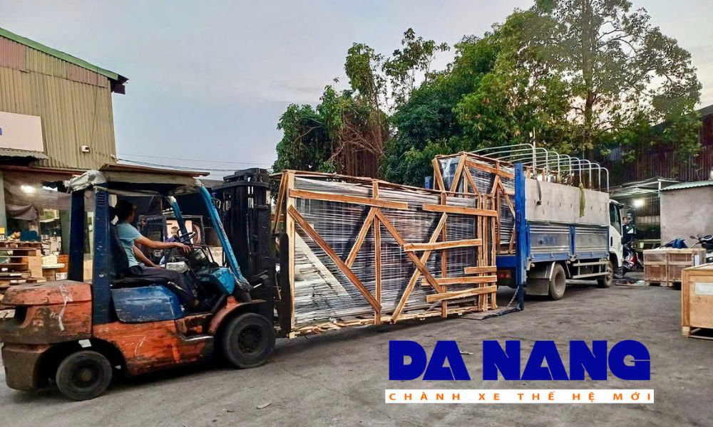 Hàng điều chuyển nội bộ cần chứng từ gì?